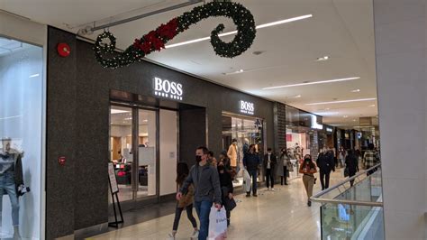 hugo boss west edmonton mall
